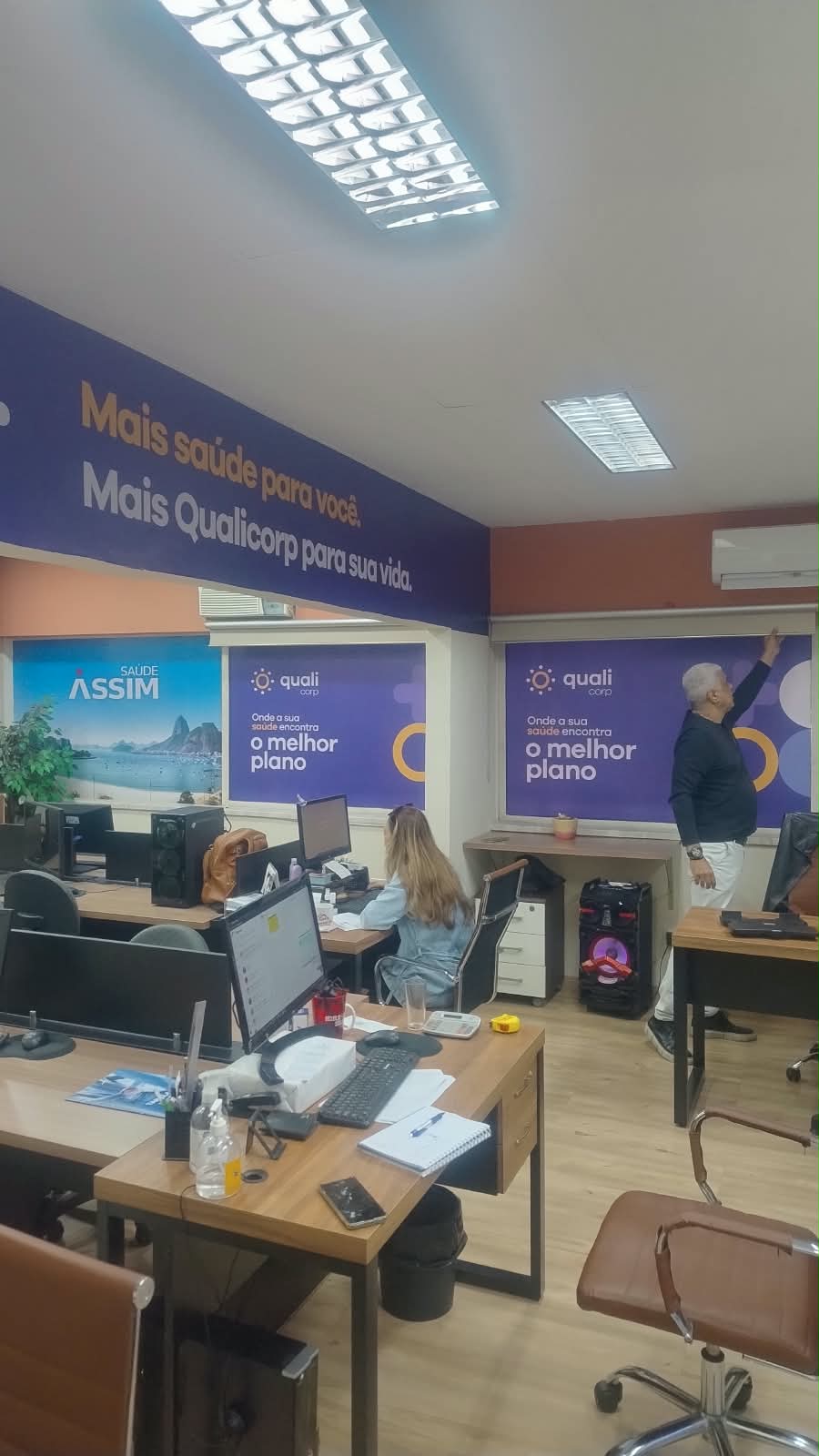 Identidade visual em escritório